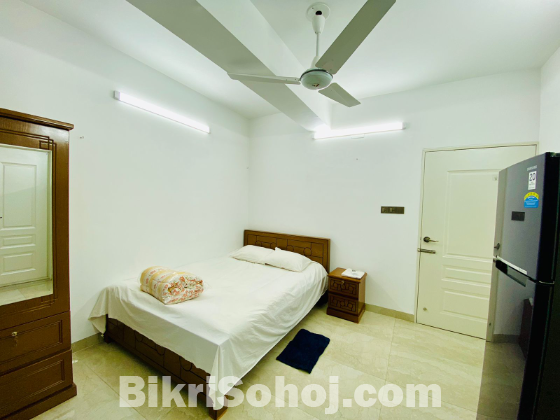 Furnished 2 Bedroom Apartment Rent in Bashundhara R/A